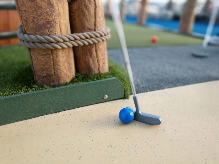 26. August – Mini-Golf & Schwimmen am Hart-See